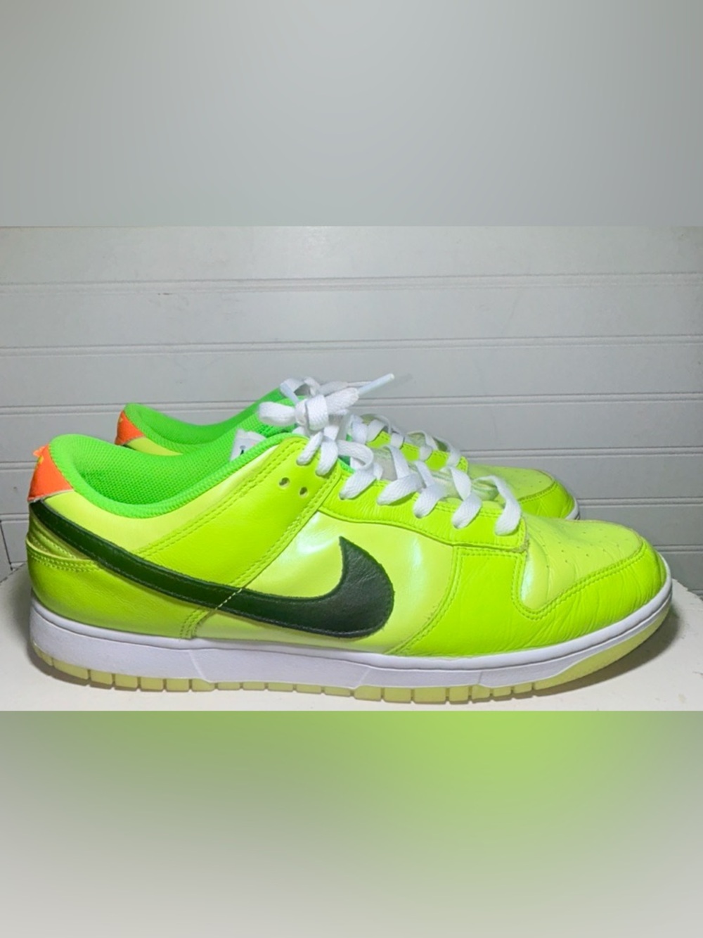 Nike Dunk Low SE "Splash Volt" Glow In The Dark - Men’s Size 14 - FJ4610-702